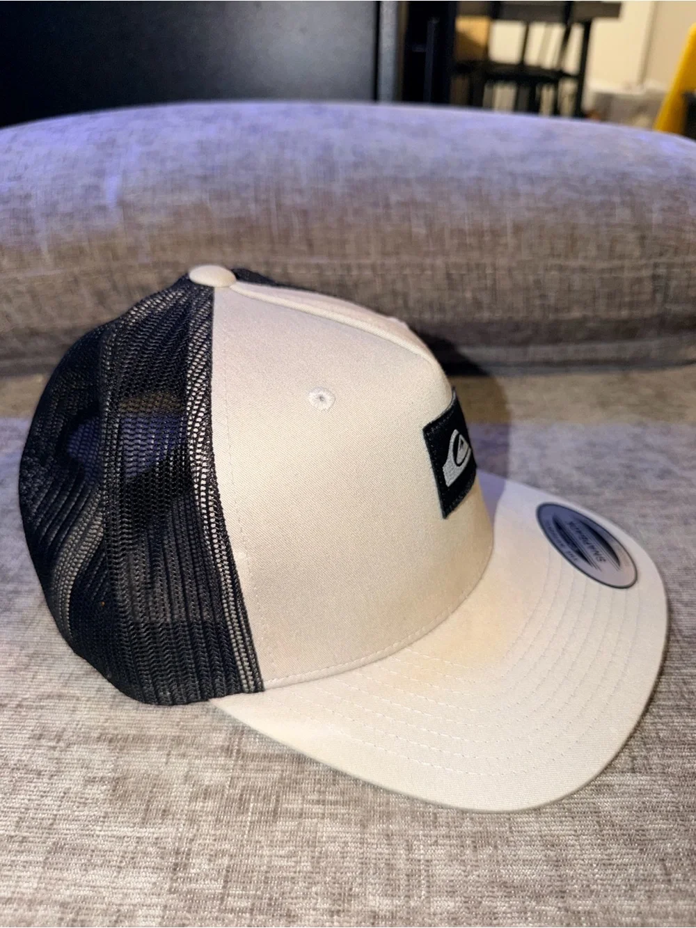 Quiksilver Trucker Hat Tan Black Mesh Snapback OSFM Surf Skate Cap